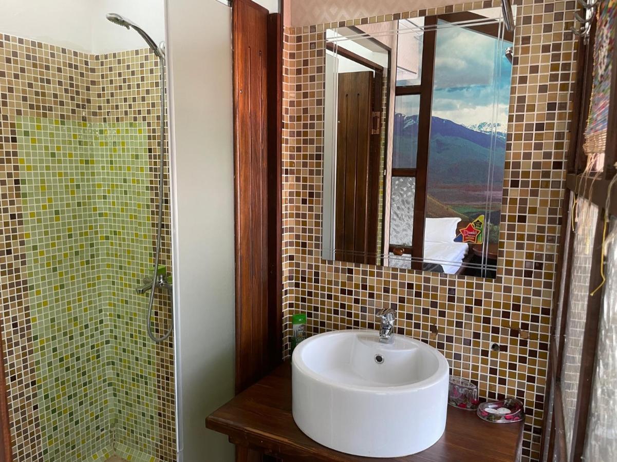 Eco House Hotel Os Kültér fotó